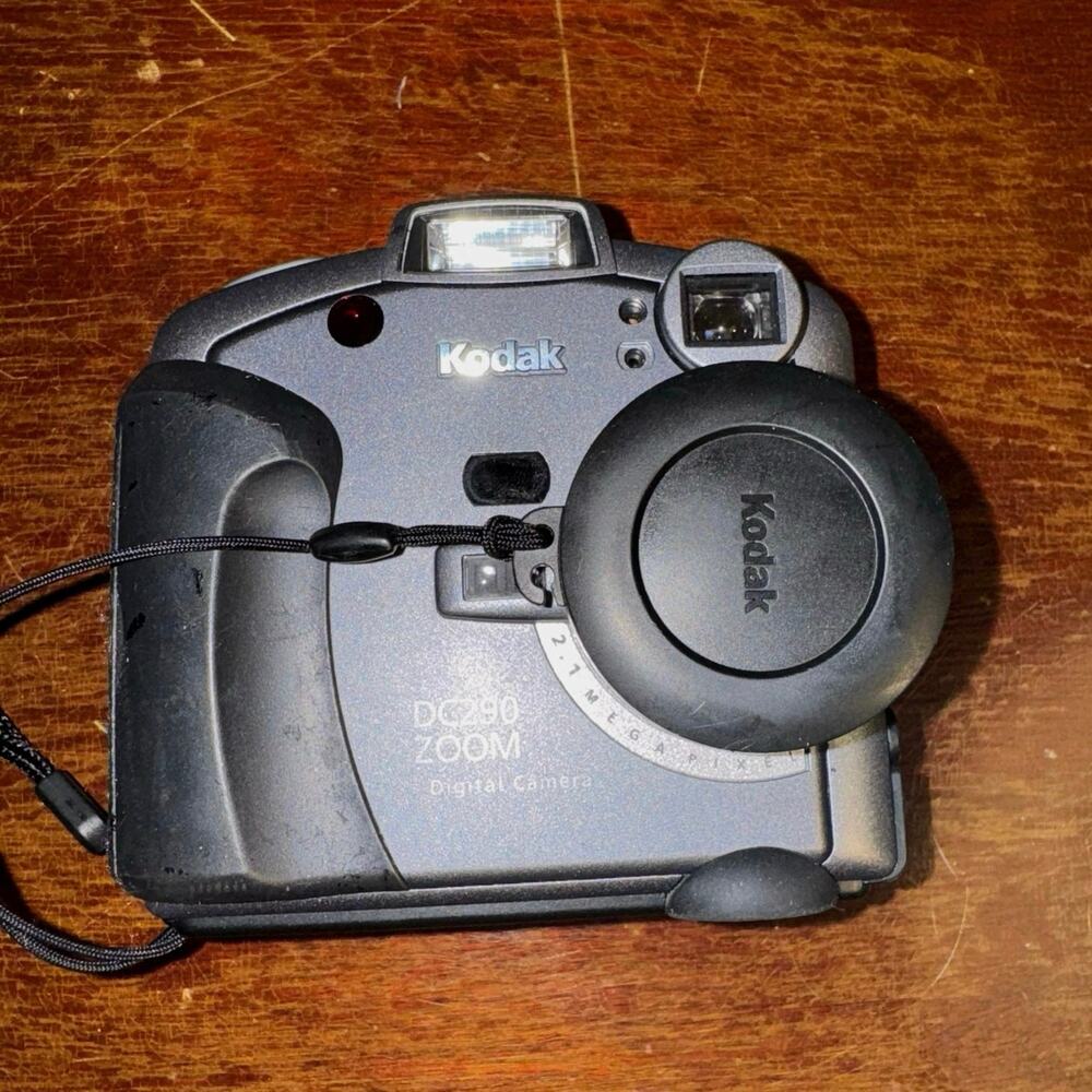 Kodak Digital Science DC260 Zoom Camera Targus Carrying Case W/ Accessories READ - Picture 3 of 16